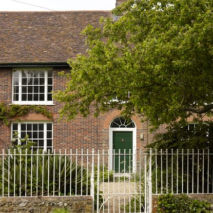 cosy georgian cottage house tour exterior