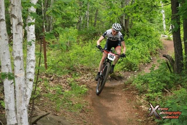 Lisa Krayer (Adventure 212 / Specialized) loves the dirt