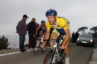 Overnight race leader Romain Feillu (Vacansoleil - DCM) would surrender the yellow jersey on Mont Faron.