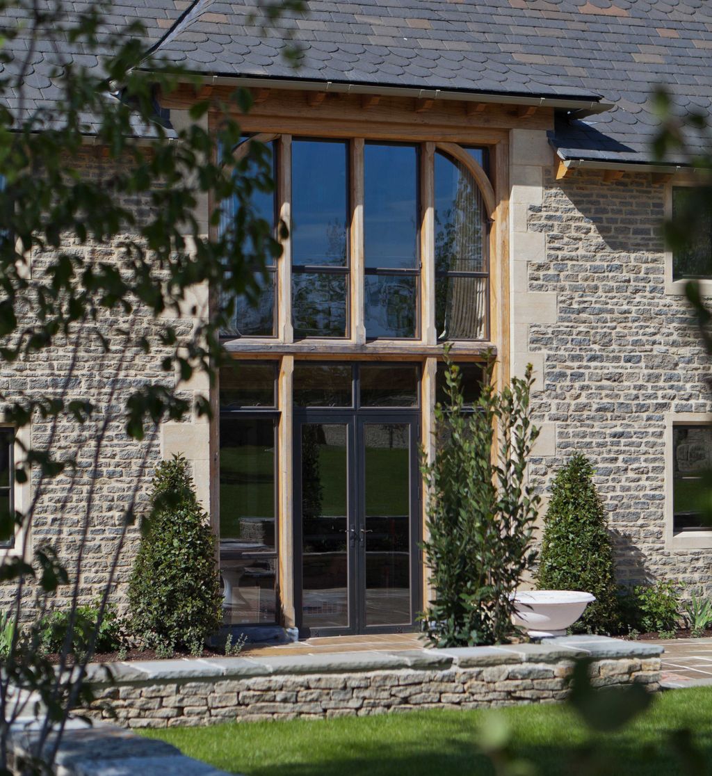 How to choose traditional windows for period homes | Real Homes