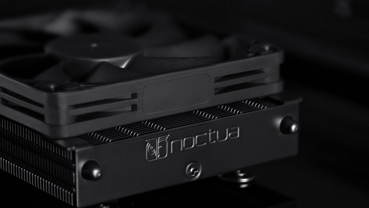 Noctua S All Black Nh L9a Am4 Chromax Black Is Possibly The Sleekest Sff Am4 Cooler Tom S Hardware
