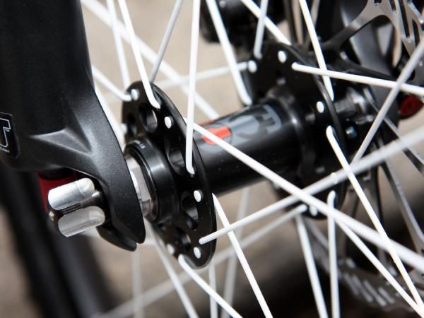 A proper thru-axle would probably yield less twist on a test bench but the oversized end caps on Trek's FCC quick-release system seem to at least be an improvement on the status quo.