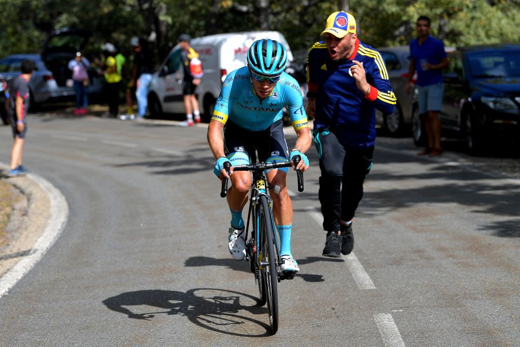 L&oacute;pez is cheered on by a Colombian fan as he goes on the attack
