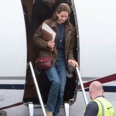 lana del rey leaving a plane