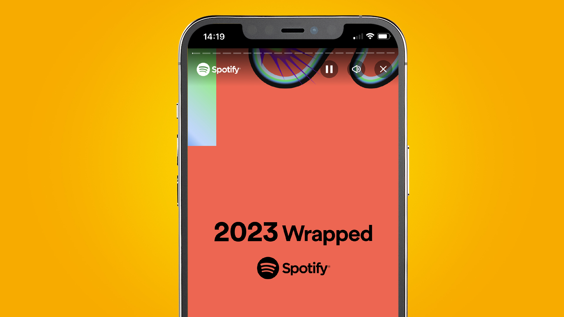 یک آیفون در پس‌زمینه نارنجی که صفحه اول Spotify Wrapped 2023 را نشان می‌دهد