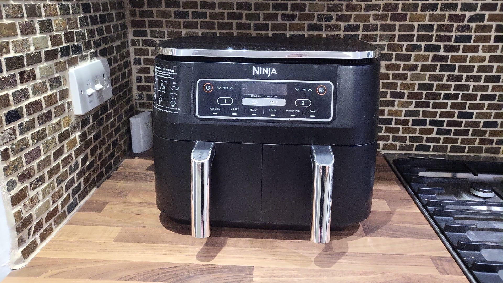 Ninja Foodi Max air fryer on kitchen worktop