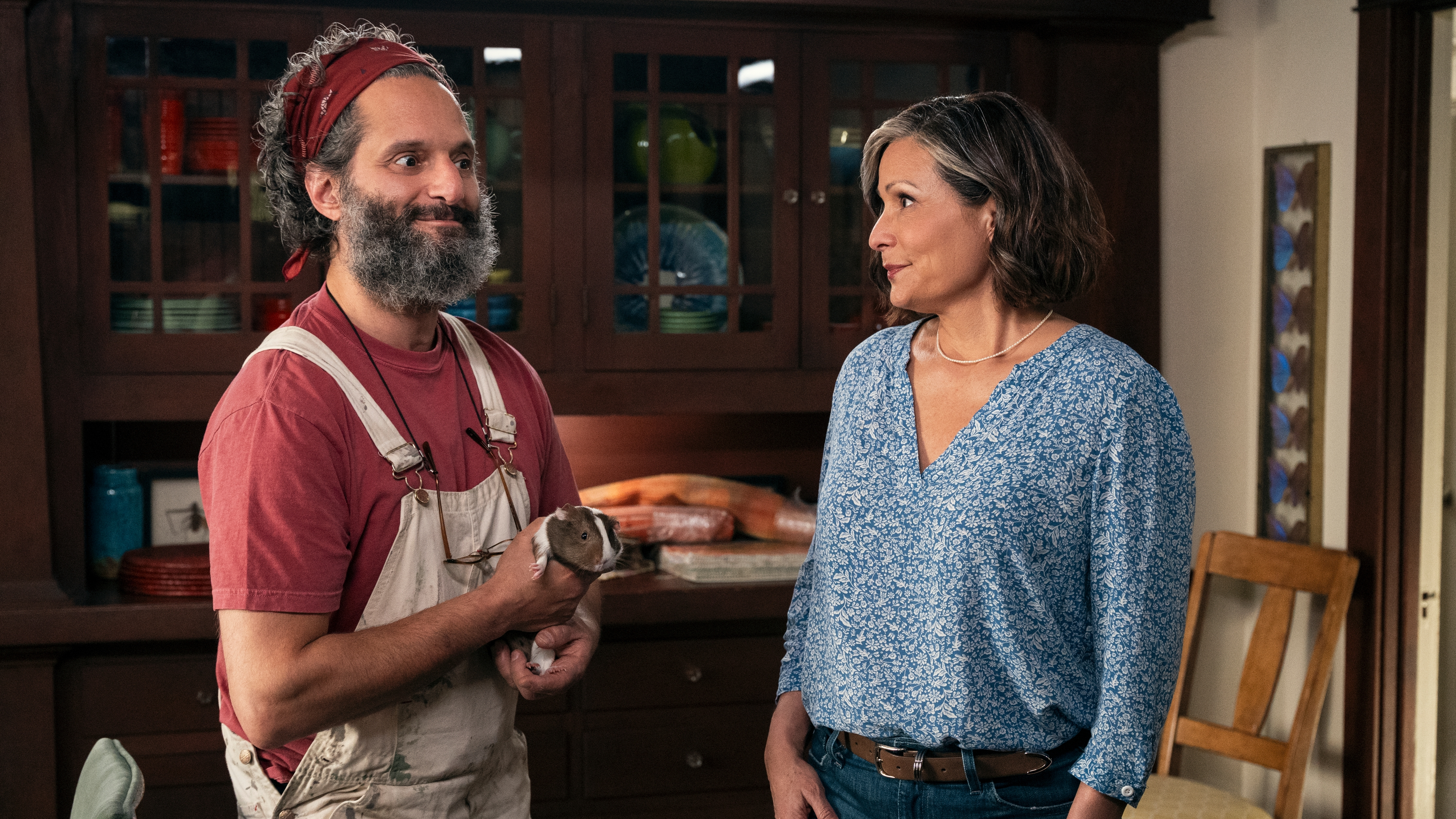 L-R: Apollo (Jason Mantzoukas) and Vanessa (Constance Marie) in a scene from "A Man on the Inside" season 2