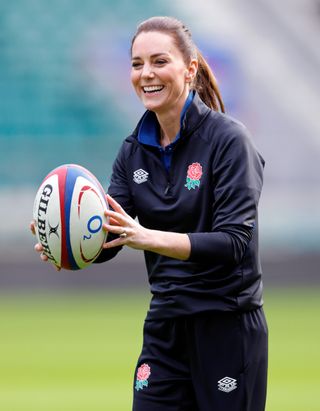 LONDON, UNITED KINGDOM - FEBRUARY 02: (EMBARGOED FOR PUBLICATION IN UK NEWSPAPERS UNTIL 24 HOURS AFTER CREATE DATE AND TIME) Catherine, Duchess of Cambridge takes part in an England rugby training session, after becoming Patron of the Rugby Football Union at Twickenham Stadium on February 2, 2022 in London, England. (Photo by Max Mumby/Indigo/Getty Images)