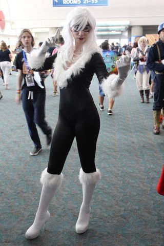SDCC costume white boots