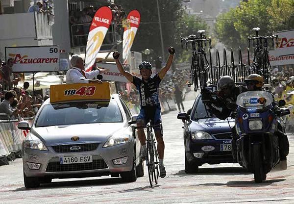 Jason McCartney (Discovery Channel) wins the stage.