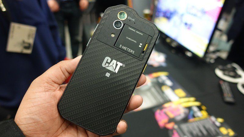 CAT S60