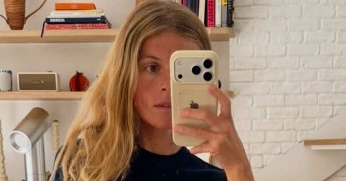 Hold the White Jeans—The Coolest Girls Are Wearing This 2026 Pants Trend With Flats RN