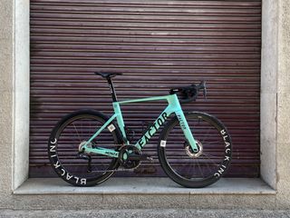 leaked images of the Factor Monza