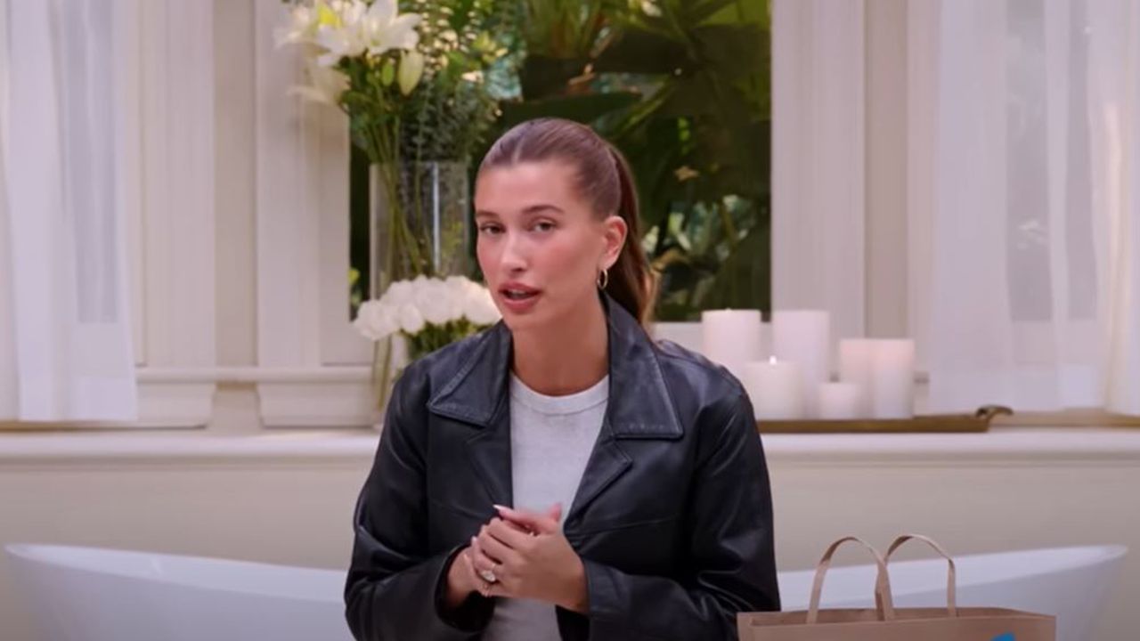 Hailey Rhode Bieber presenting &#039;Who&#039;s in my bathroom&#039; series