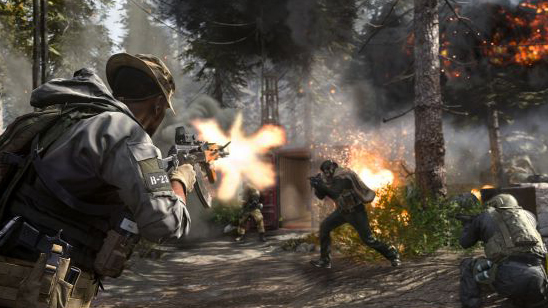 Call of Duty Modern Warfare screenshot showing soldiers in a firefight in a forest setting