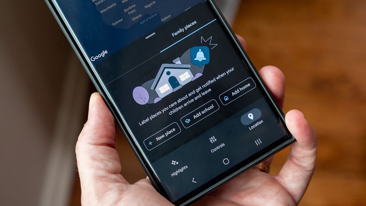 How to use Google Family Link to alert you when your kids leave home and school