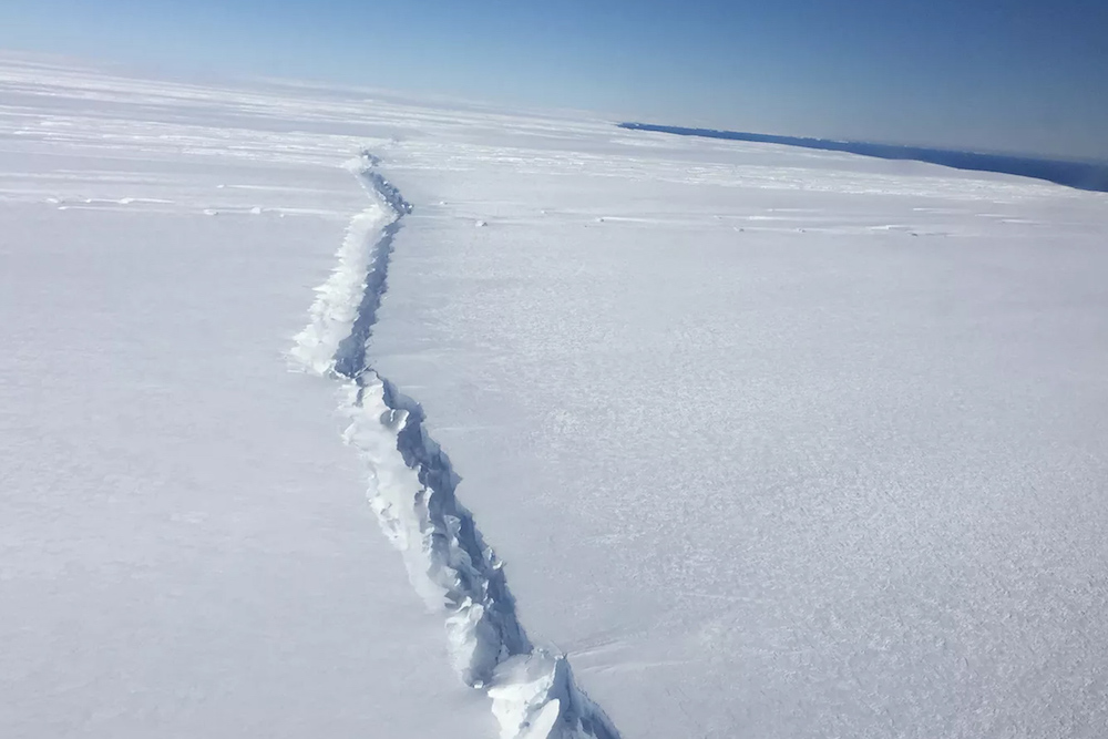Pine Island Glacier Rift