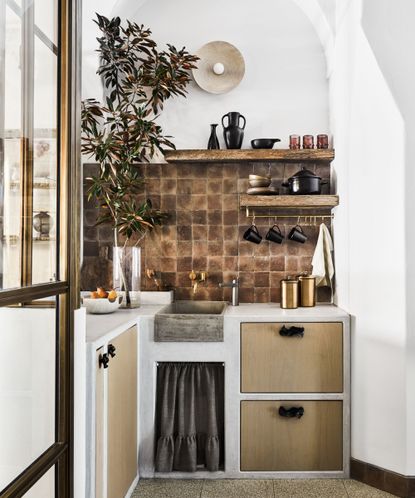 7 Mediterranean kitchen ideas for a warm, characterful space | Homes ...