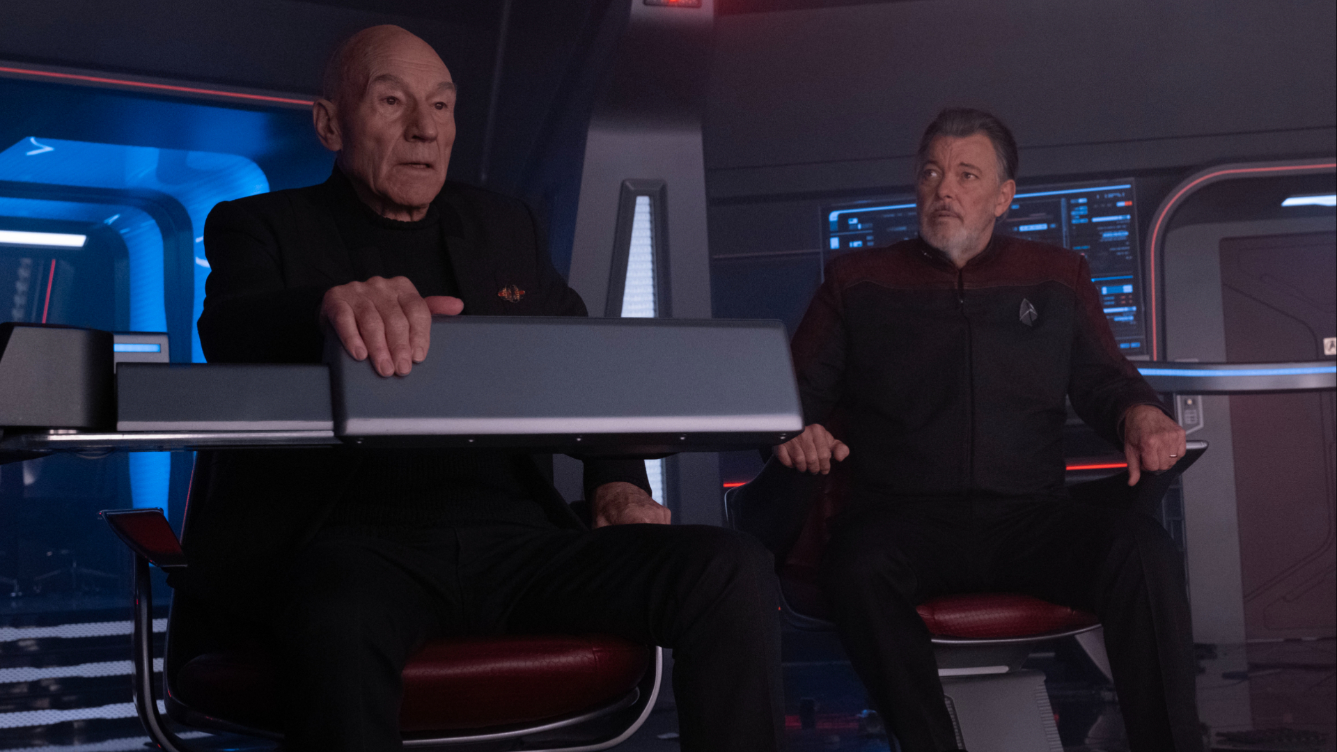 Patrick Stewart and Jonathan Frakes in Star Trek: Picard season 3