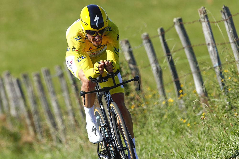 Julian Alaphilippe (Deceuninck-QuickStep) in the yellow jersey at the Tour de France, won the TT in Pau