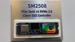 Silicon Motion's SM2508-based SSD can achieve a 14.9 GB/s speed at around 7W.