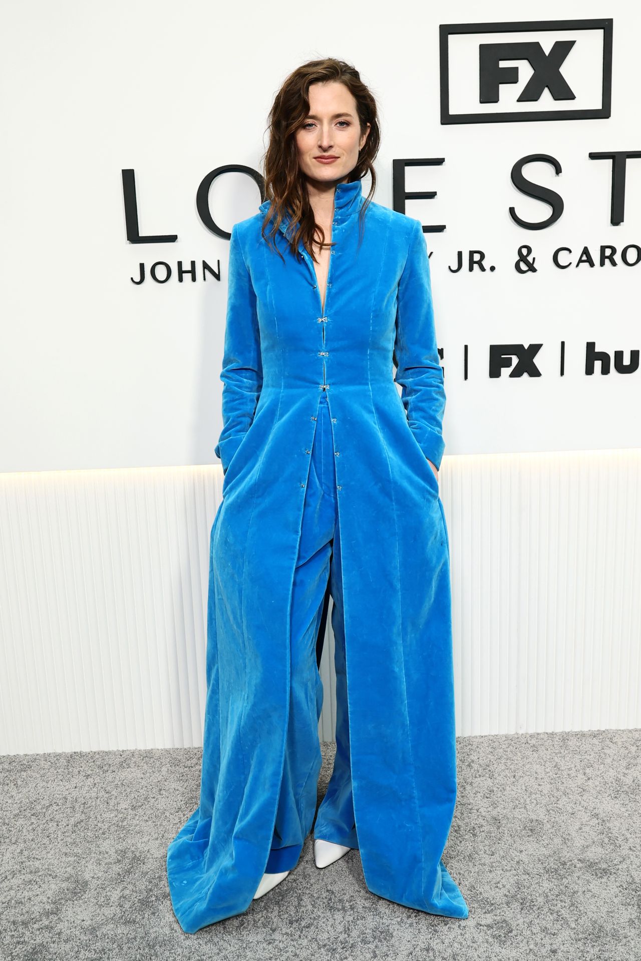Blue Gummer Grace Gummer's Cerulean Blue Set Would Make Mom Meryl Streep Proud ...