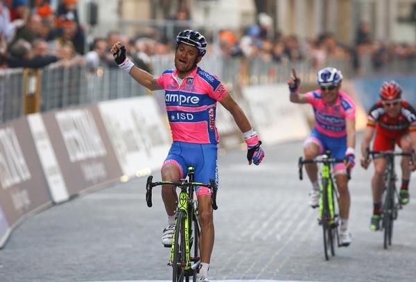 A jubilant Michele Scarponi (Lampre-ISD)
