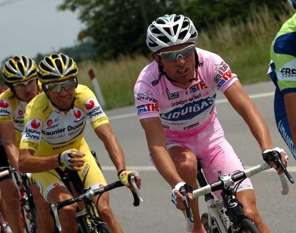 A good day for tanning on a fast, hot stage 18