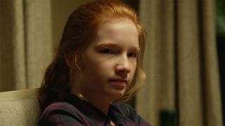 Annalise Basso in Oculus