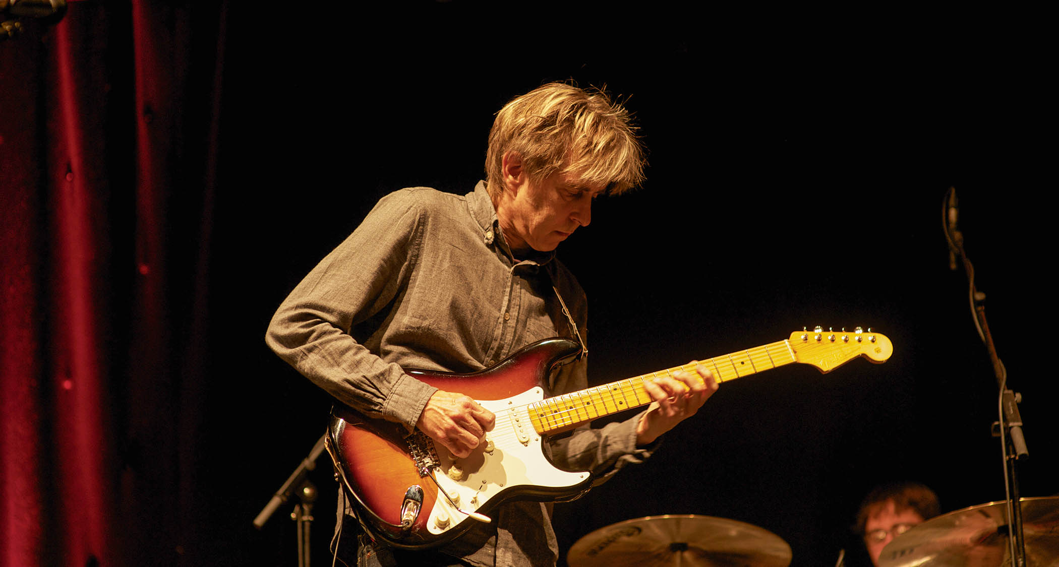 Eric Johnson with his signature Strat