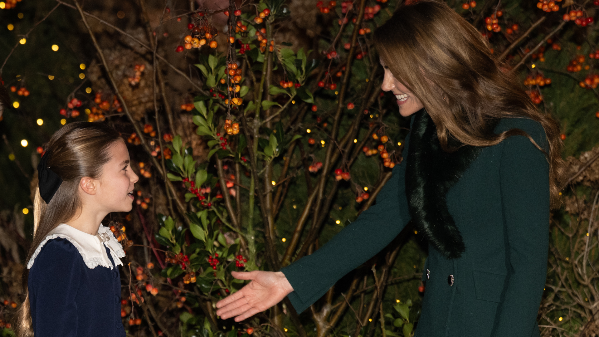 Princess Kate greeting Princess Charlotte at the Together at Christmas concert