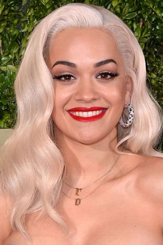 Rita Ora's Platinum Locks At The British Fashion Awards 2013