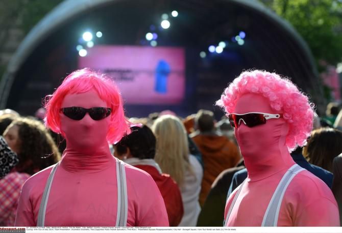 Pink was everywhere at the team presentation