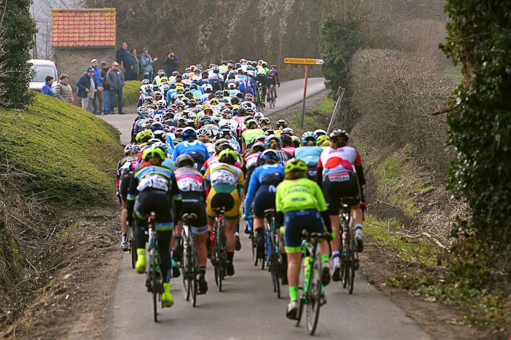 The 2018 Gent-Wevelgem women's peloton