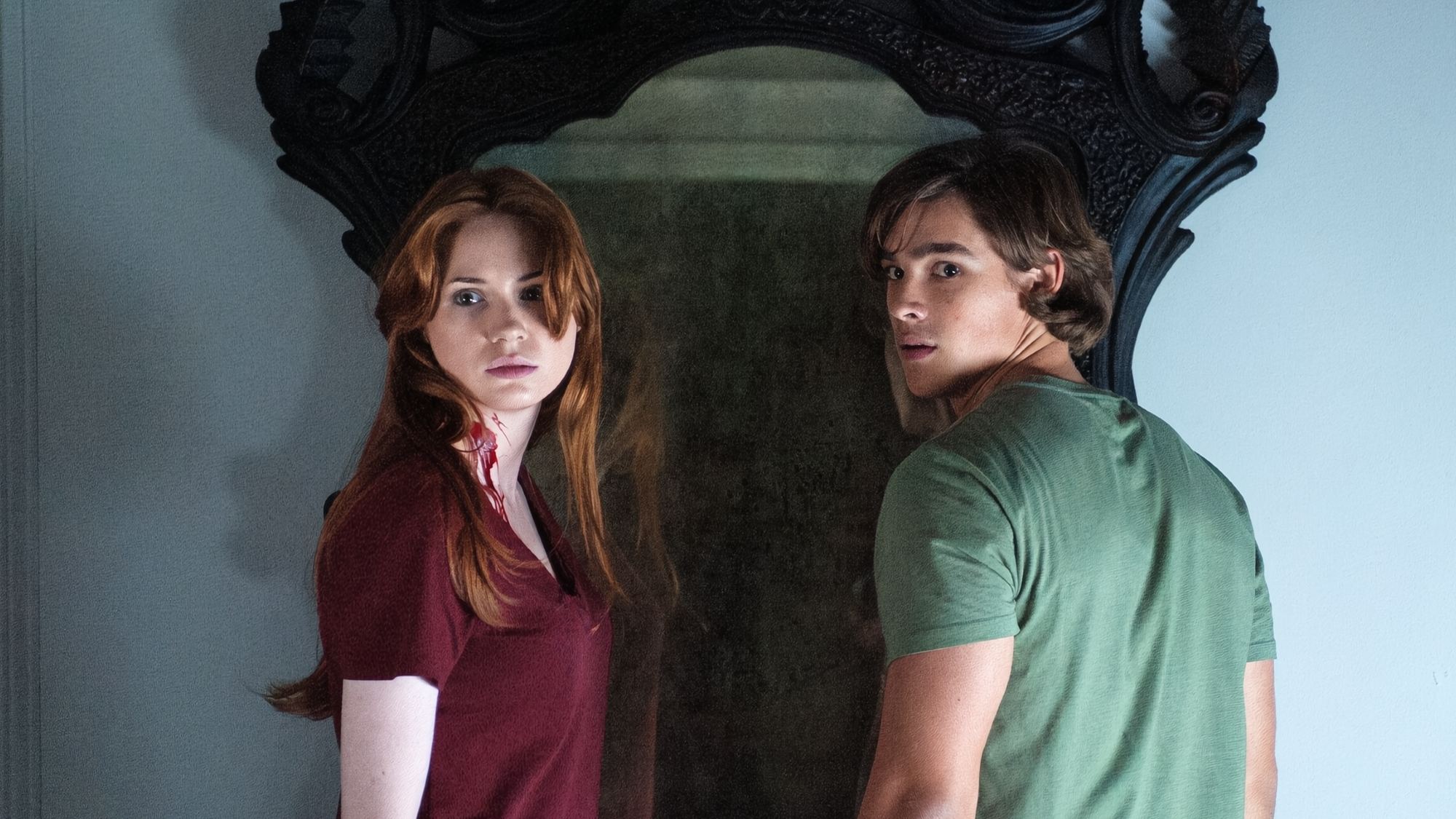 Karen Gillan and Brenton Thwaites in Oculus