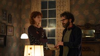 im thinking of ending things jessie buckley as young woman, charlie kaufman as director in im thinking of ending things cr mary cybulskinetflix © 2020
