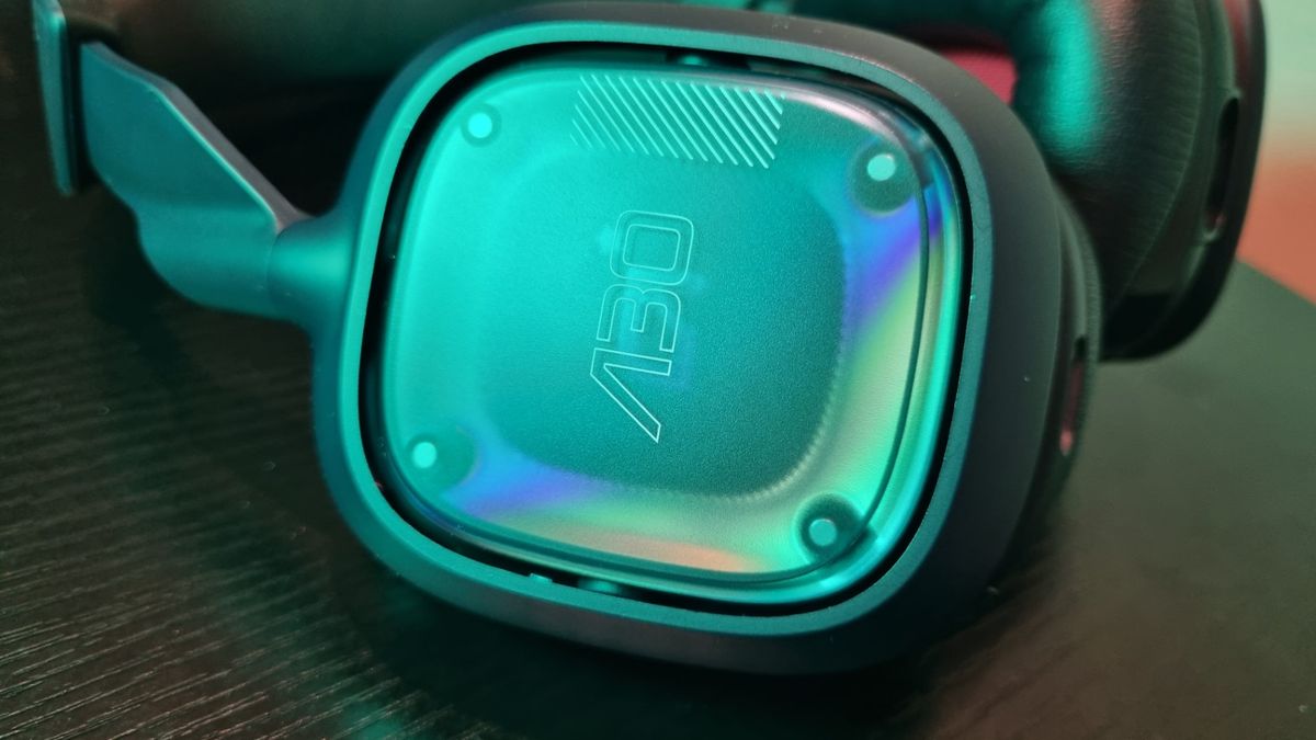 Astro A30