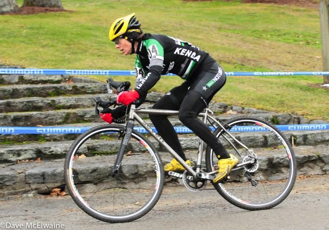 Mary McConneloug (Kenda-Seven-NoTubes) trying to stay with the leaders.