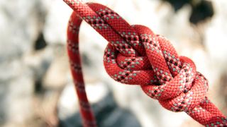 rock climbing knots: figure of eight