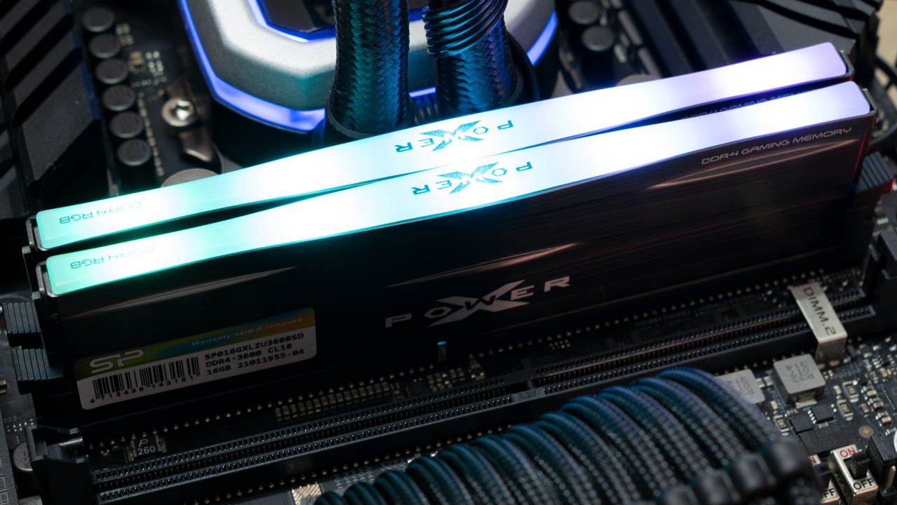 Silicon Power Xpower Zenith RGB DDR4-3600 C18 Review: Packing