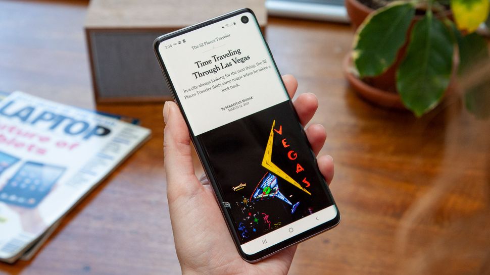 Best waterproof phone: Samsung Galaxy S10