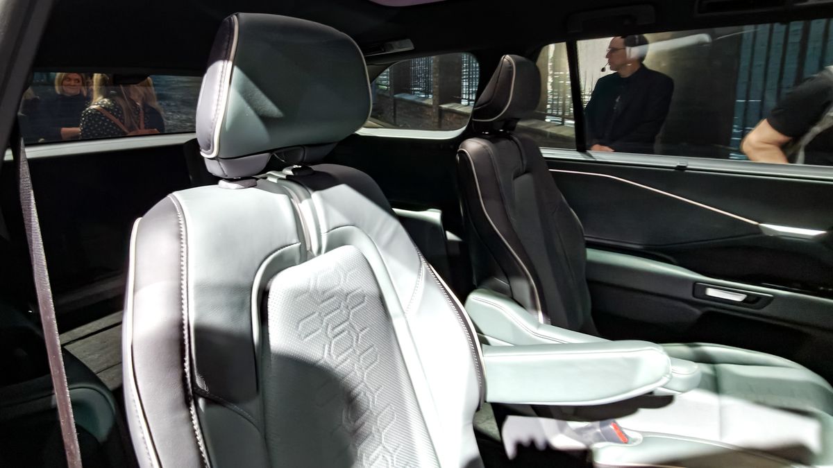 2027 Subaru Getaway at NYIAS 2026.