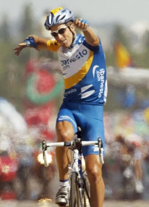 Juan Antonio Flecha and his famous finish line salute as he won stage 11 of the 2003 Tour de France