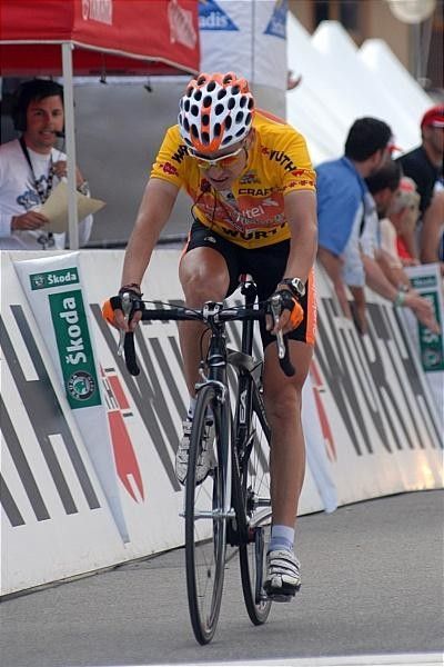 Igor Ant&oacute;n (Euskaltel-Euskadi) lost