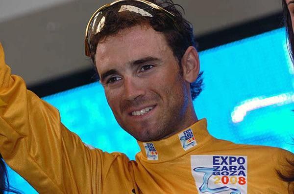 The man in gold Alejandro Valverde (Caisse d'Epargne)