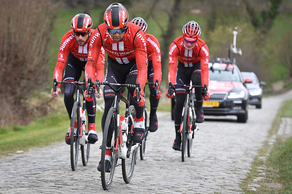 Michael Matthews (Team Sunweb) and teammates ride the 2019 Omloop Het Nieuwsblad route