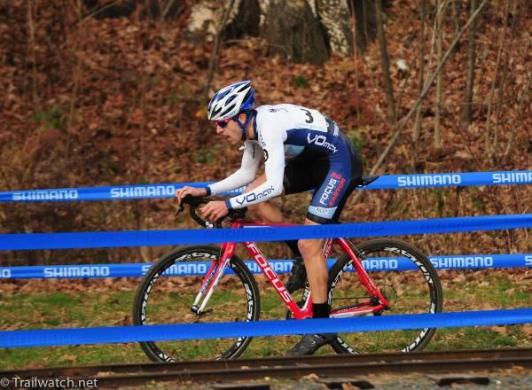 Jeremy Durrin (JAM Fund/NCC/Vittoria) with the race lead with only 1.5 laps to go