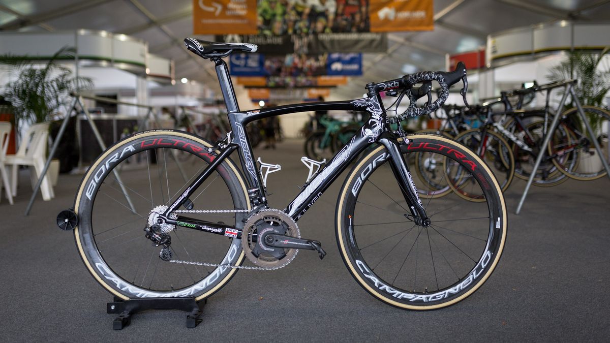 Lotto-Soudal's Ridley Noah SL with Campagnolo Super Record EPS and Bora Ultra wheels