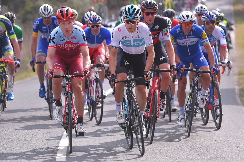 Tony Martin and Michal Kwiatkowski in the bunch at Algarve