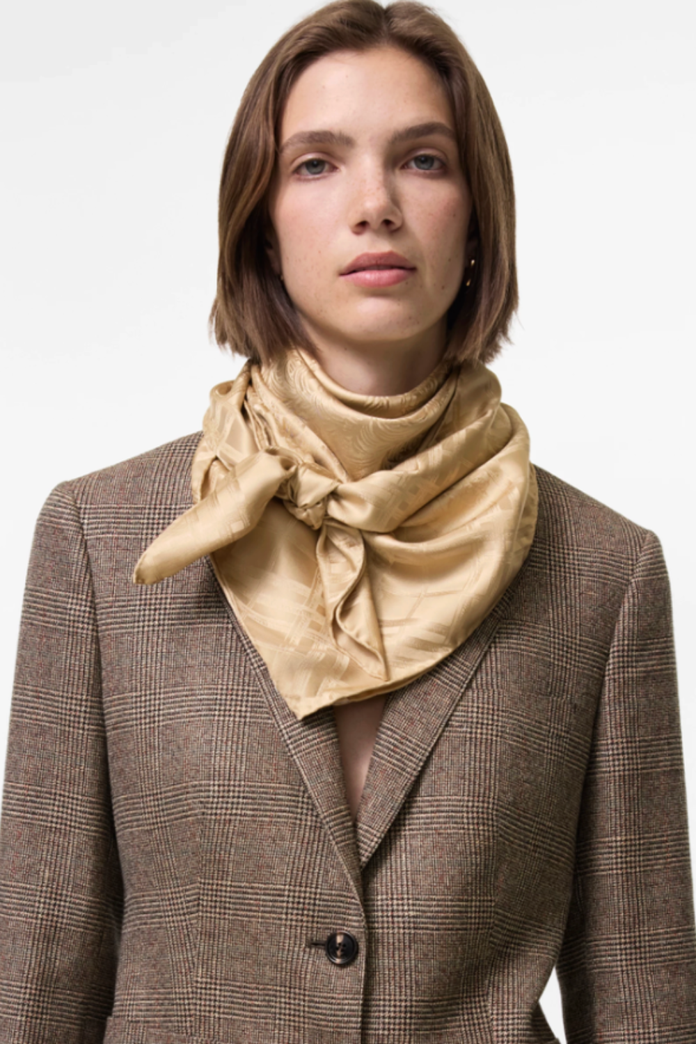 Burberry, Floral Crest Silk Scarf in Sand Beige